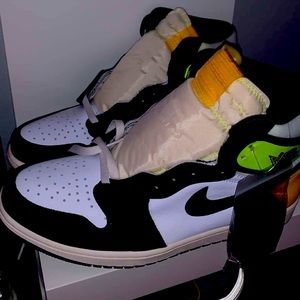 Jordan 1 high “Volt”